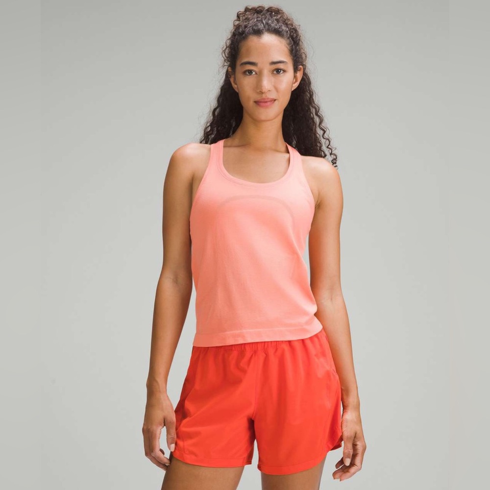 Lululemon Swiftly Tech Tank Top 2.0 *Race Length
Coral
Size 4. 
Pristine.